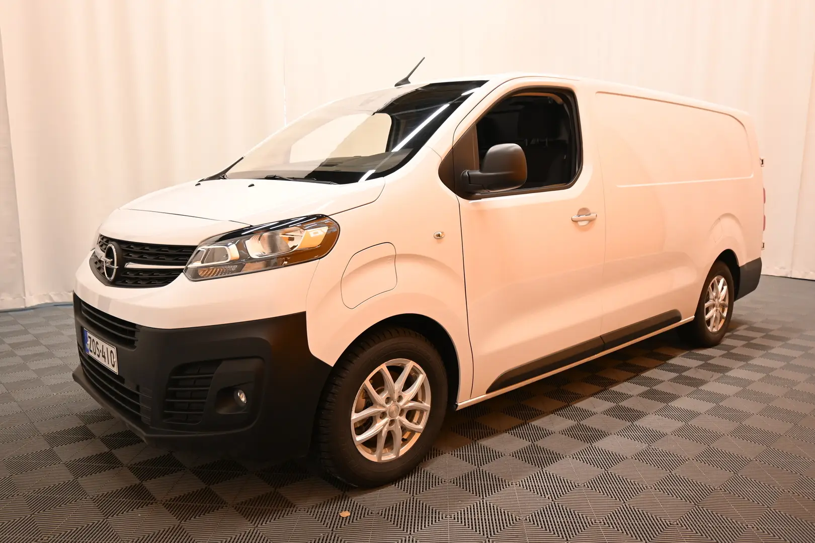 Car Image - 7VWu49Ki36NydwF6YclfS
