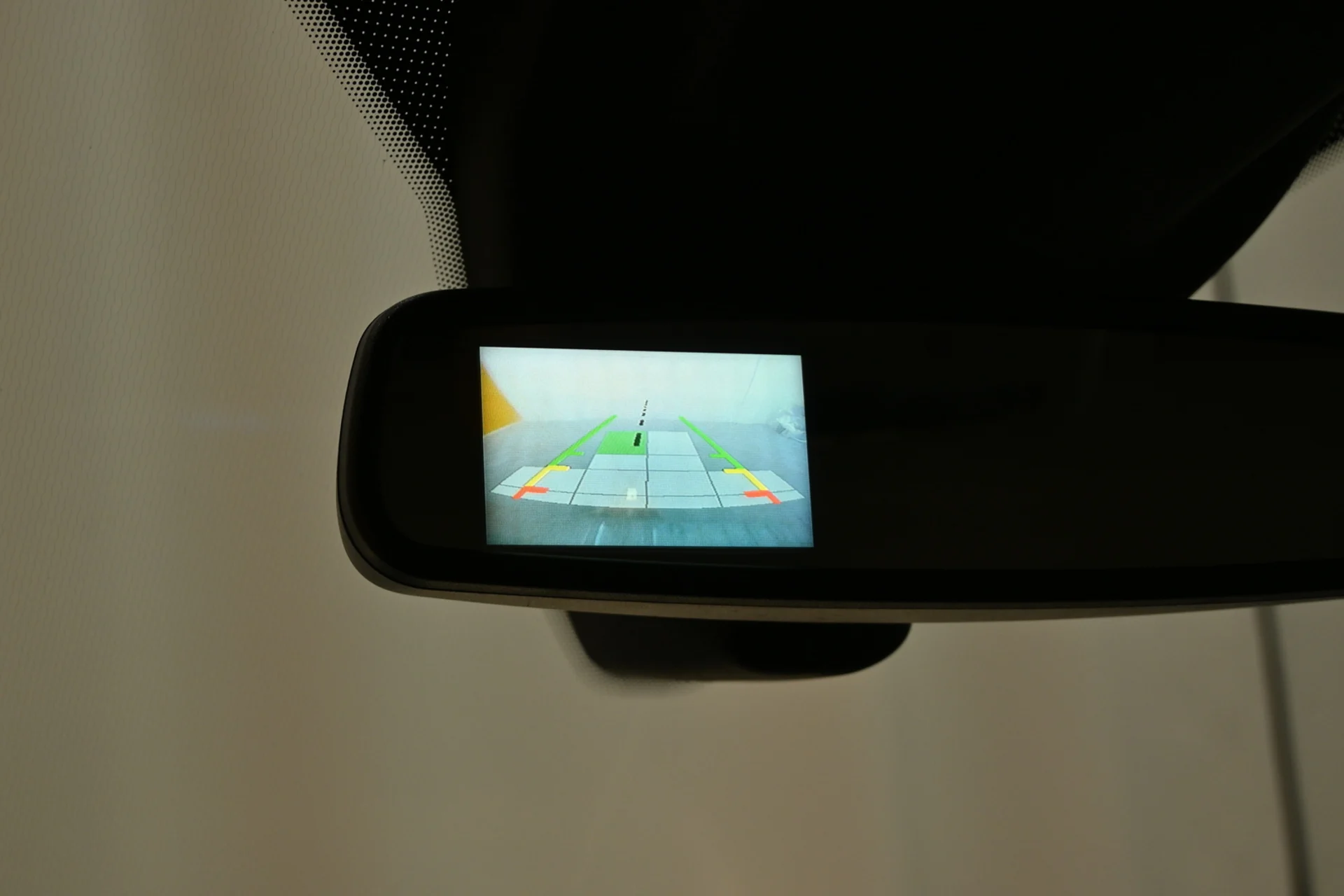 Car Image - 4oyNdENv1OAxTjVjBSLt64