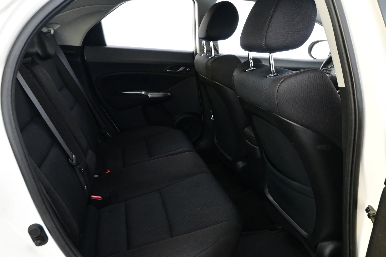 Car Image - 2hNOp4QOPLtrhjCWzeRIN2