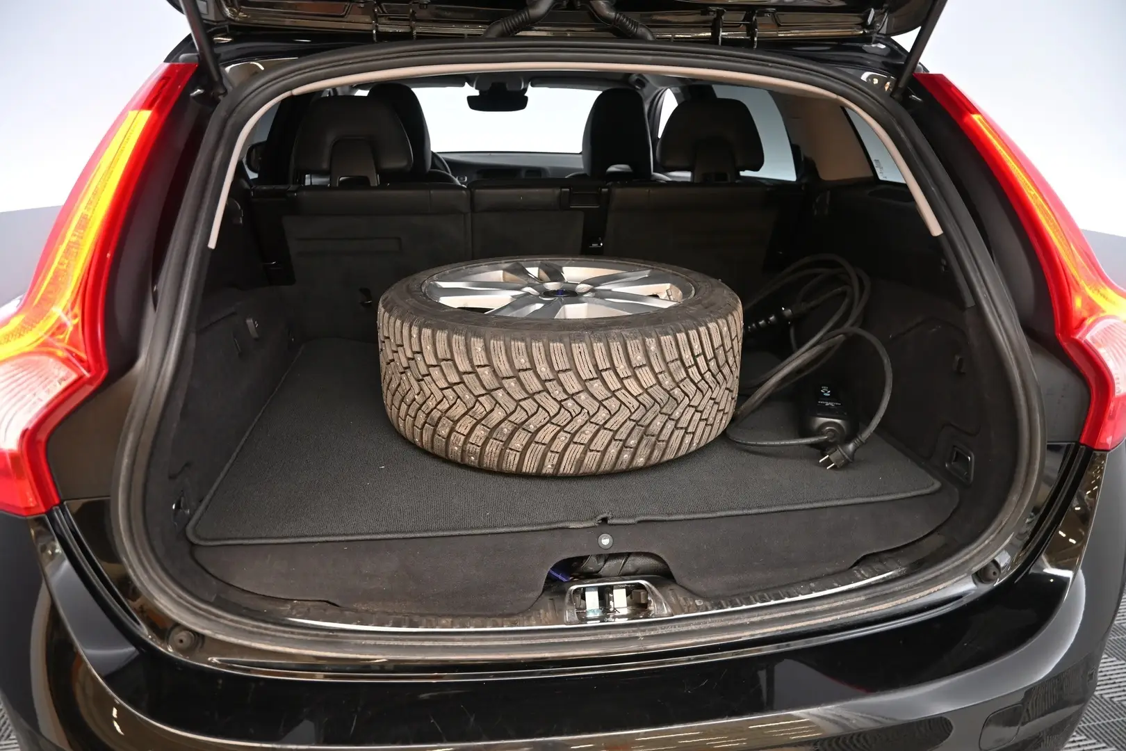 Car Image - 50OL12eRPZPeZS5JU7hMqB