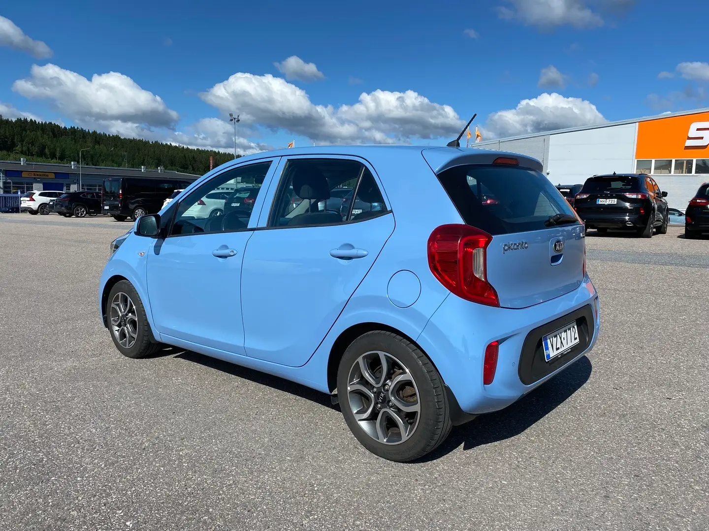 Car Image - 5z44gqfF7Jkyn2nGnHck6t