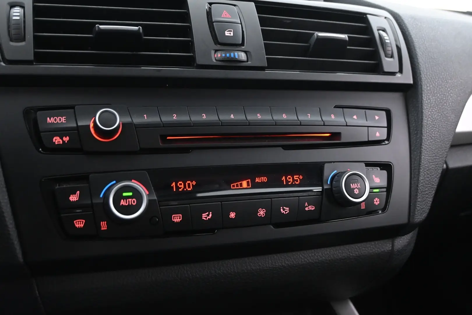 Car Image - 5XSaGntTaxHp8b5nDb4hEi