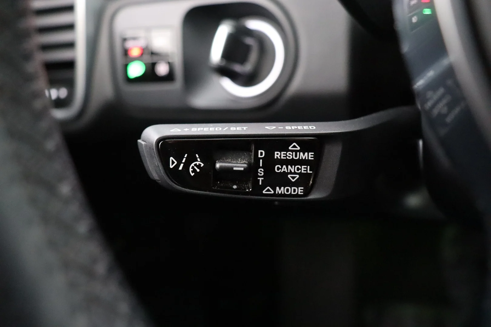 Car Image - JcfdJXjBU80tu0Igl4oBV