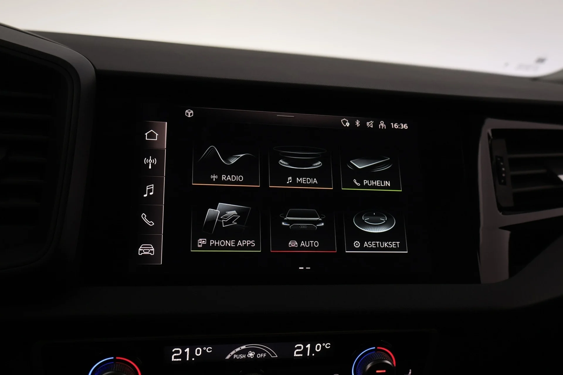 Car Image - 5f0yXn3LJfLQx5jt4uVkeE