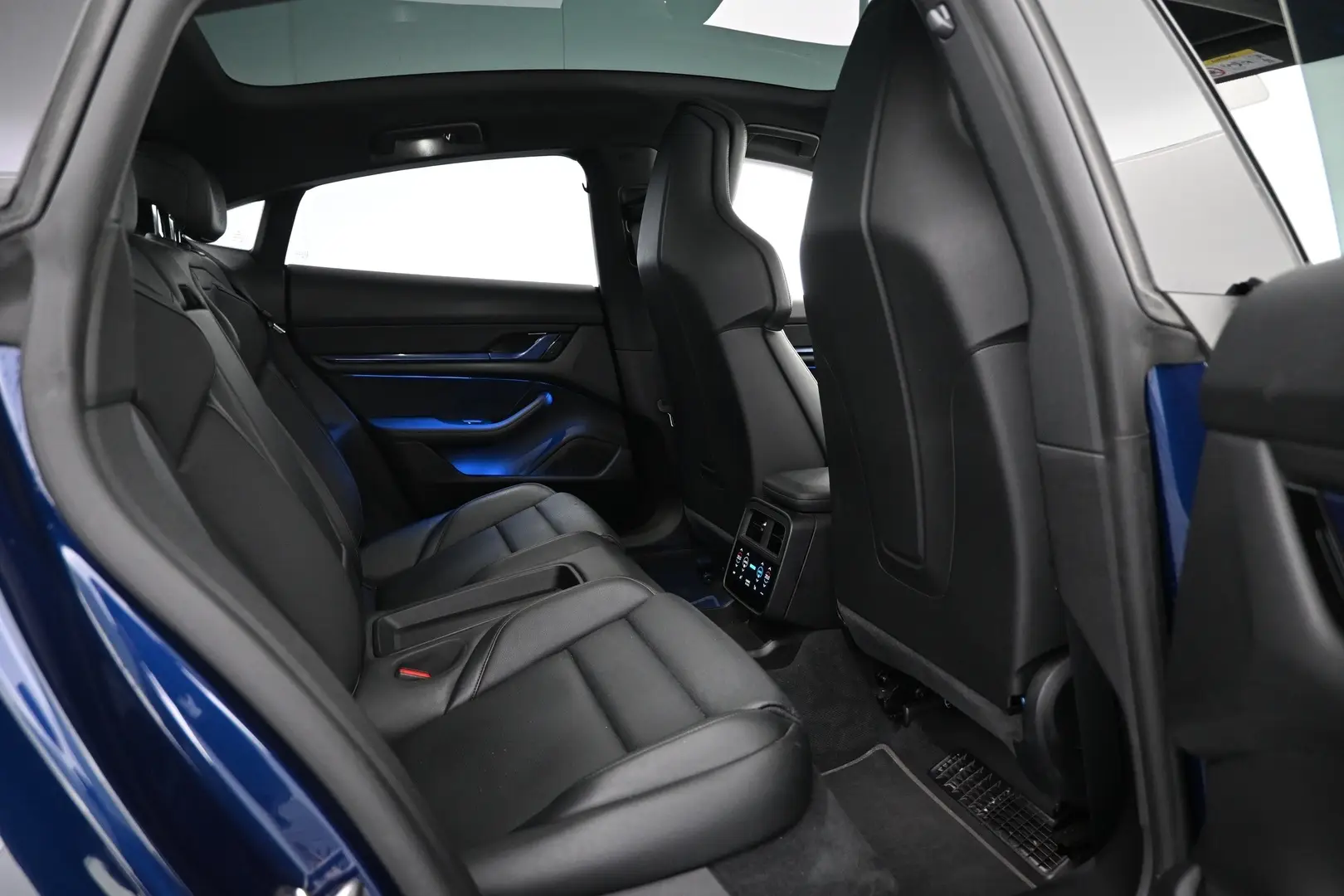 Car Image - 3lQr6uG5JwcCvFZ7Uwqp27