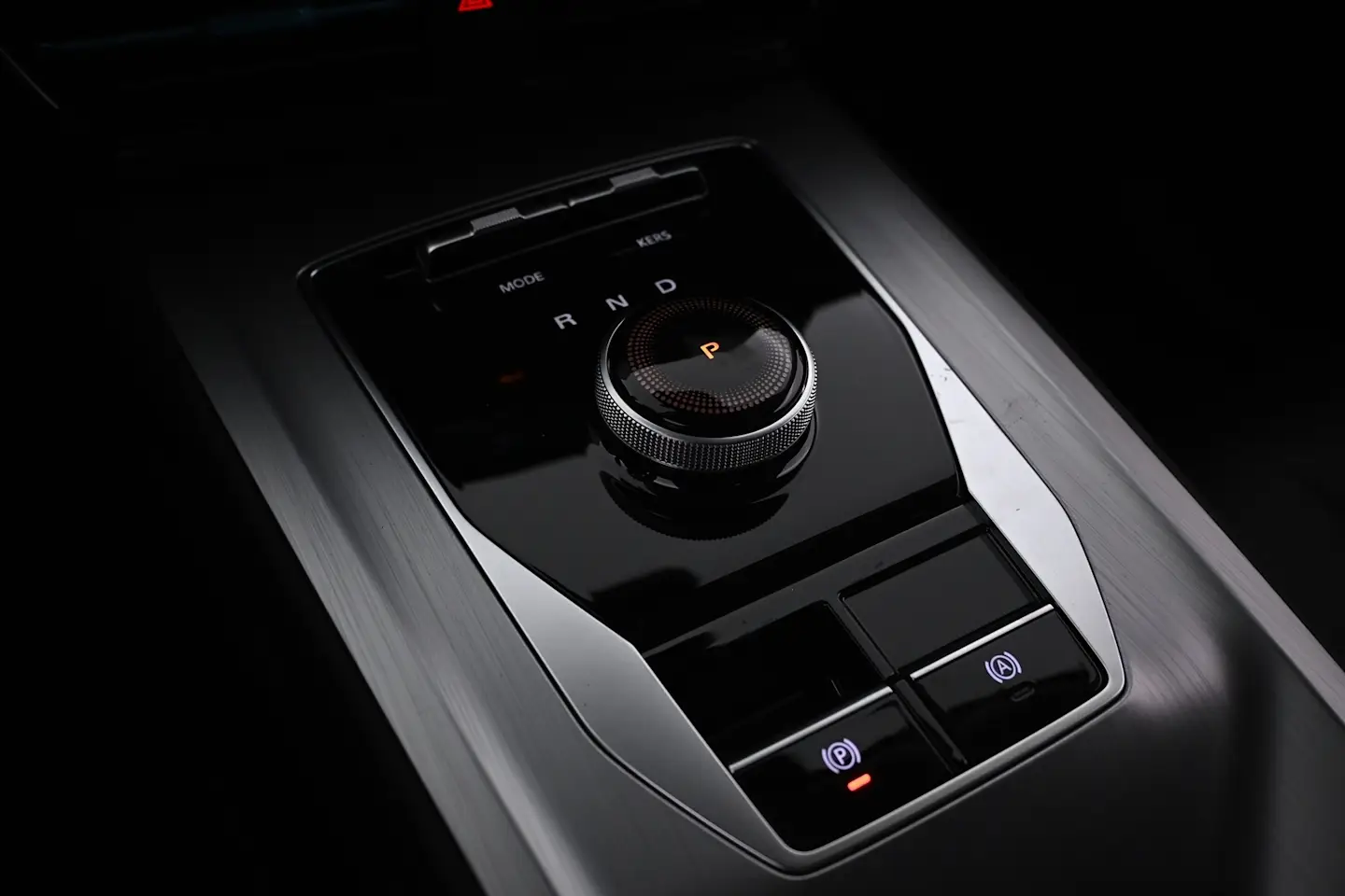 Car Image - 3ep1j7HUc3a6TjGtDh9c3I