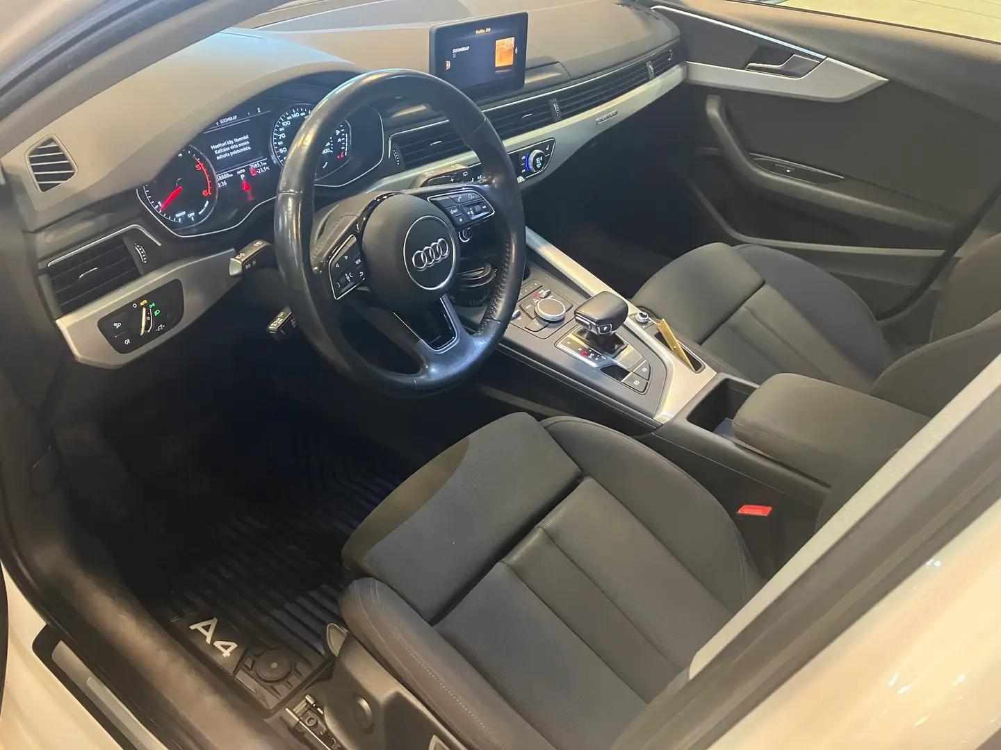 Car Image - 1qMfiVkhVRjWL8jd3DT2UI
