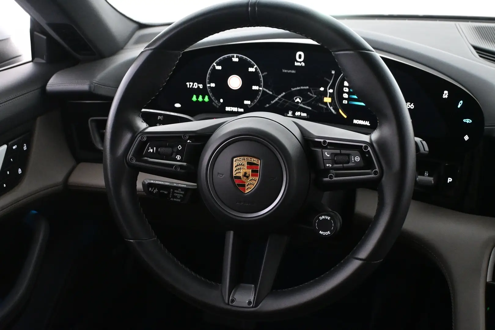 Car Image - cDws2oCvDq4BCpyxv9L8T