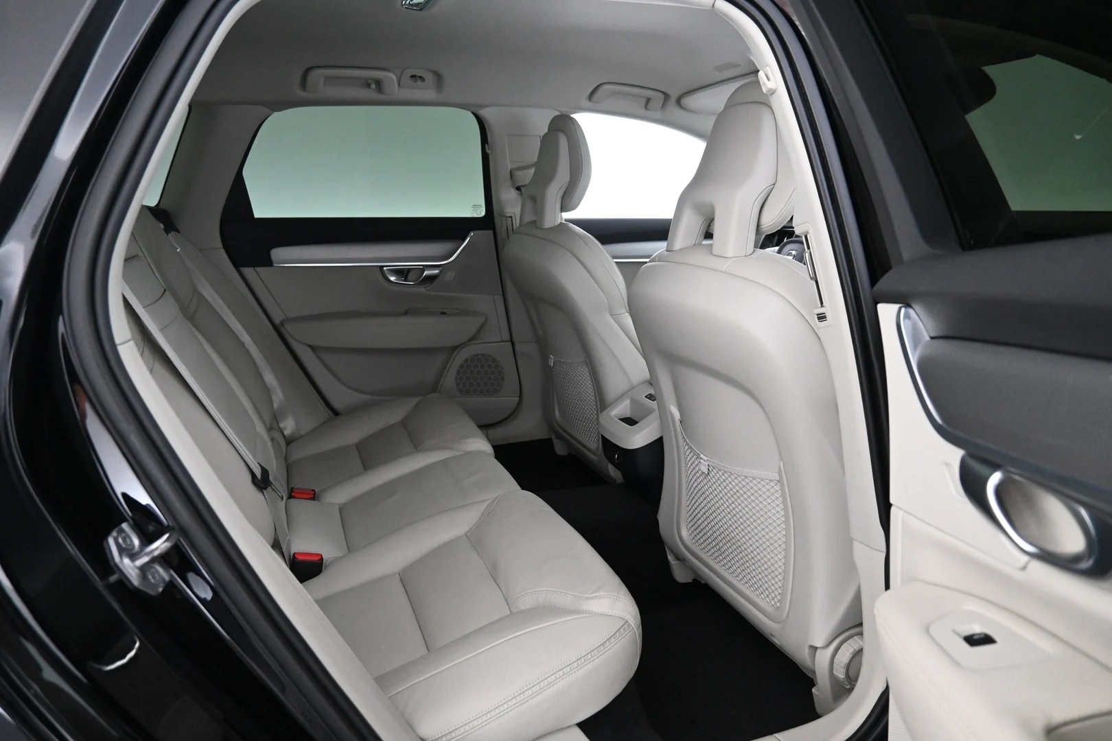 Car Image - 6EmM4xKvTZZCsC44Bm5WKS