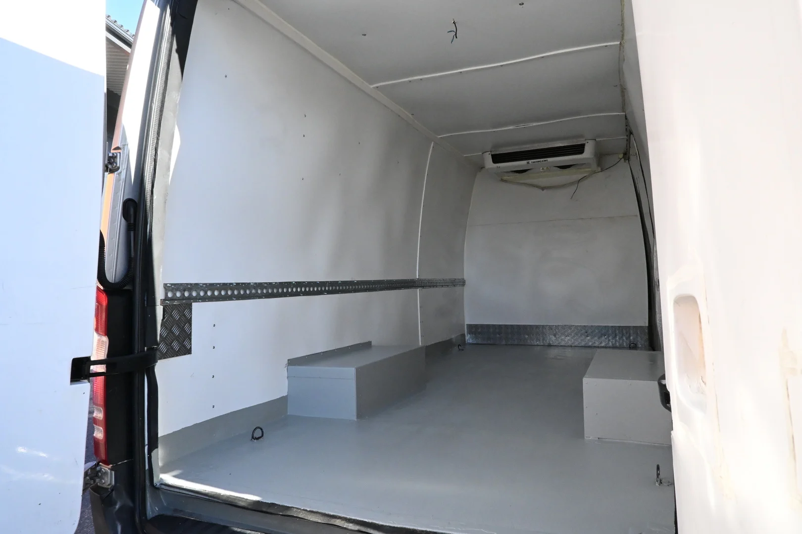 Car Image - 1LzQFhSKA9xlrsuJf2gI8g