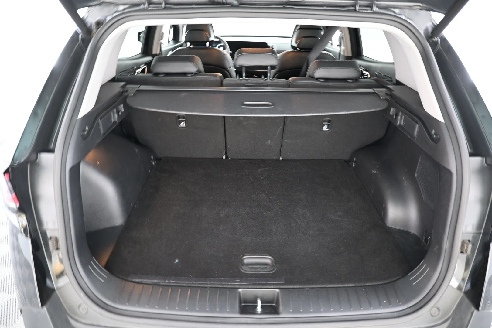 Car Image - 7e2NYlwGKkPMkpFIGonr0d