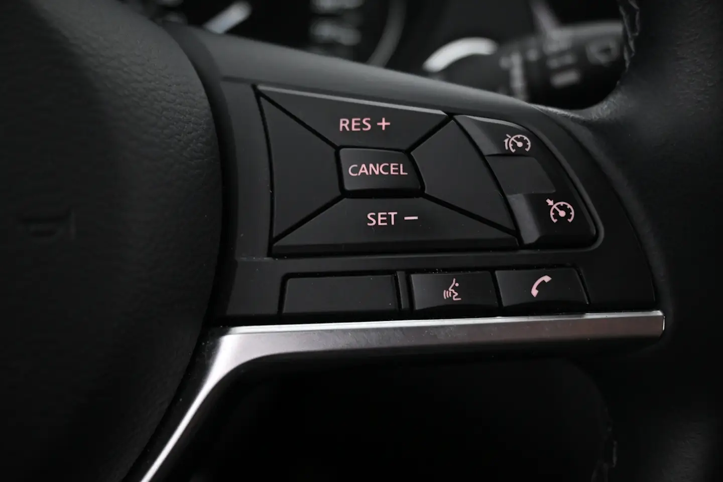 Car Image - 4js7UzV0JCAroWHY2TjNa3