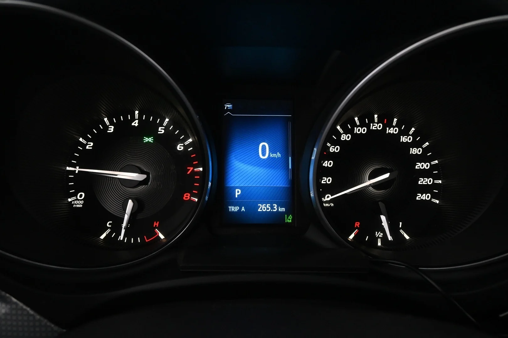 Car Image - 76RXE7U0YpFrol0Q3mAsjZ