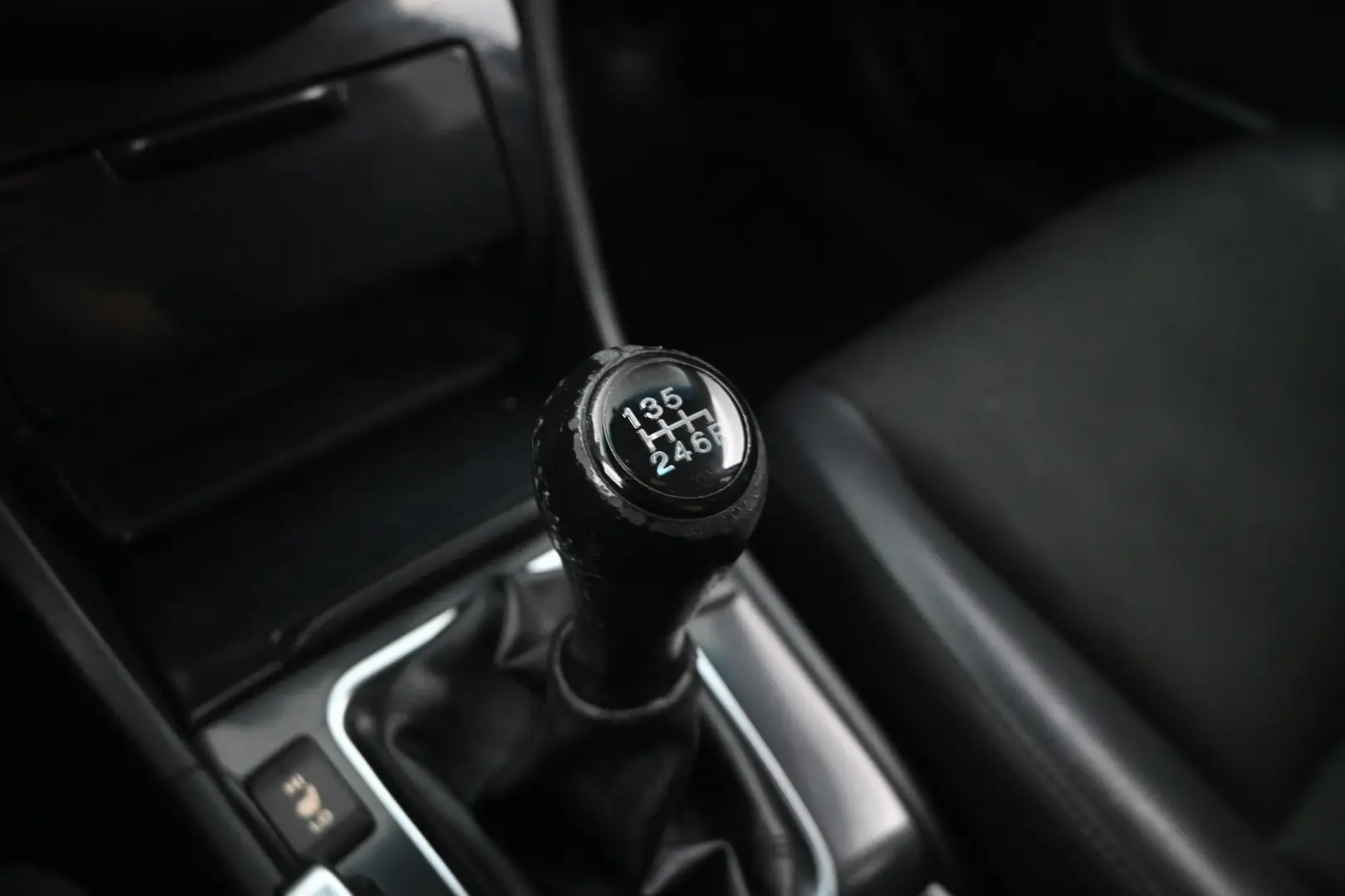 Car Image - 2UJ47NqwoJAkNSQgKqSWN8