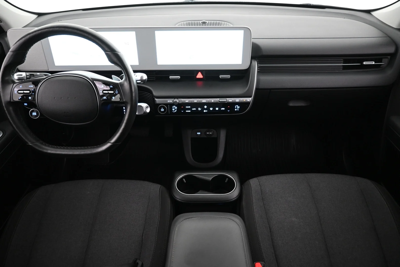 Car Image - 5s1vjrY1VX1Qn0njcSICu9