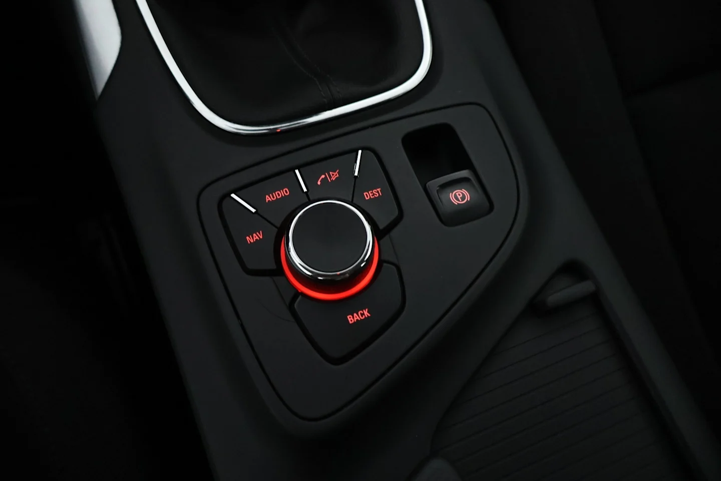 Car Image - 7IXqRMbNkhkAX6j4UNA93k
