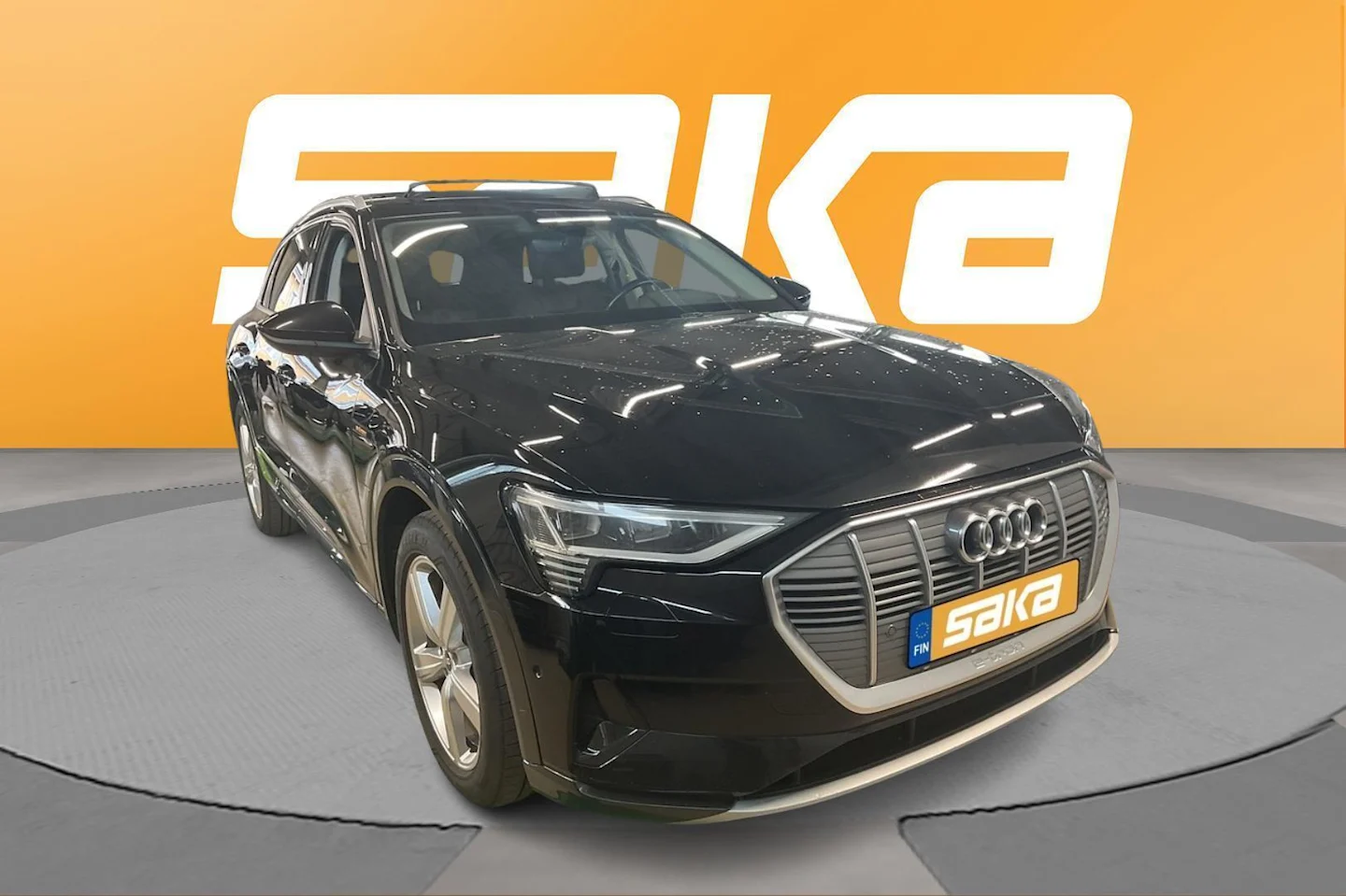 Car Image - 5WZjNeMiRmdshnk3VSd7vY