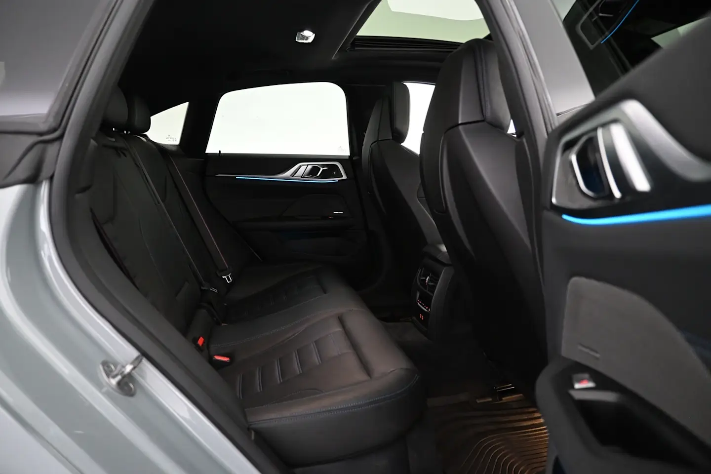 Car Image - 3Zj8ESdspdmZXigfh9jwTE