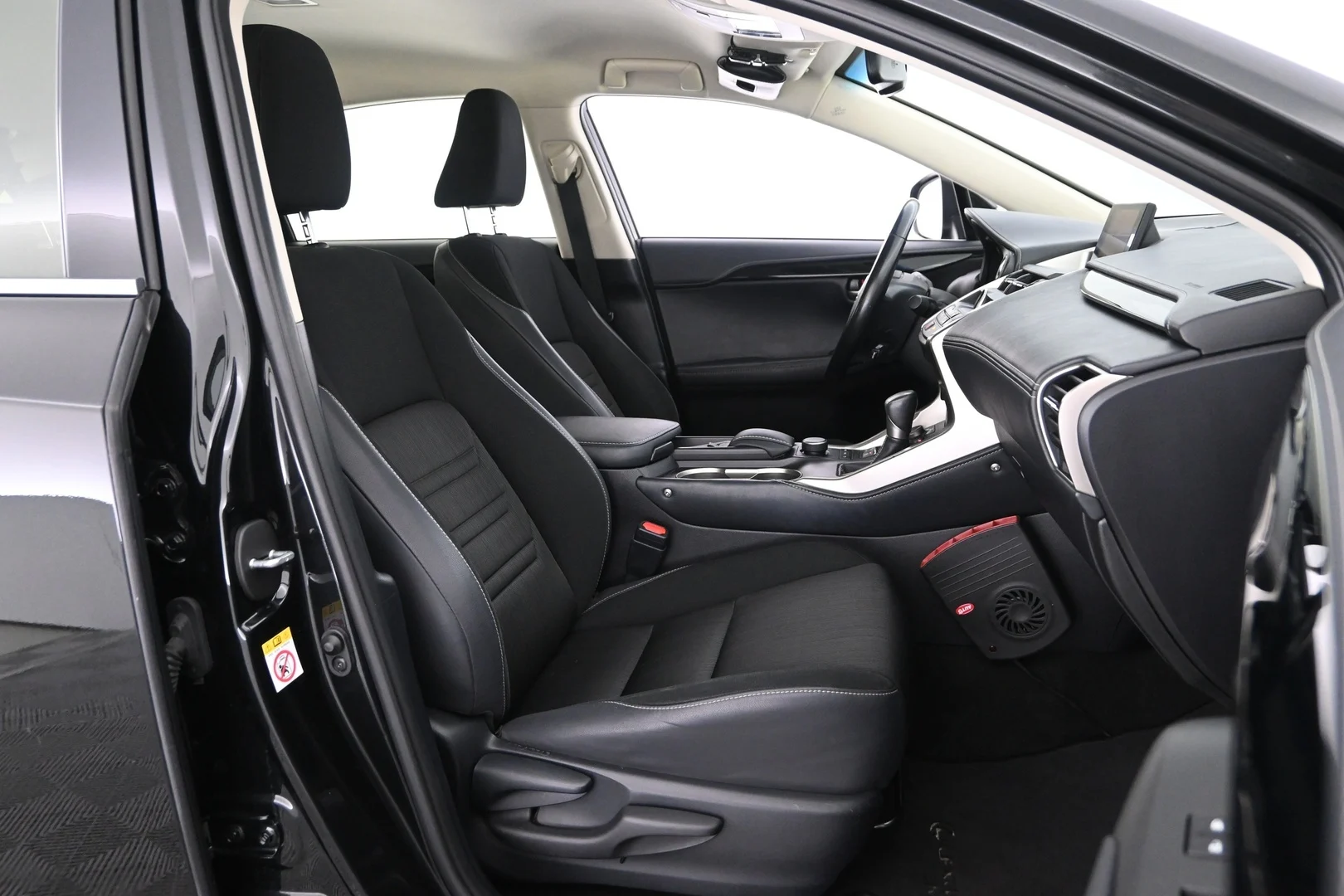 Car Image - 1vPPI7OEqJQu5r54ltf87p