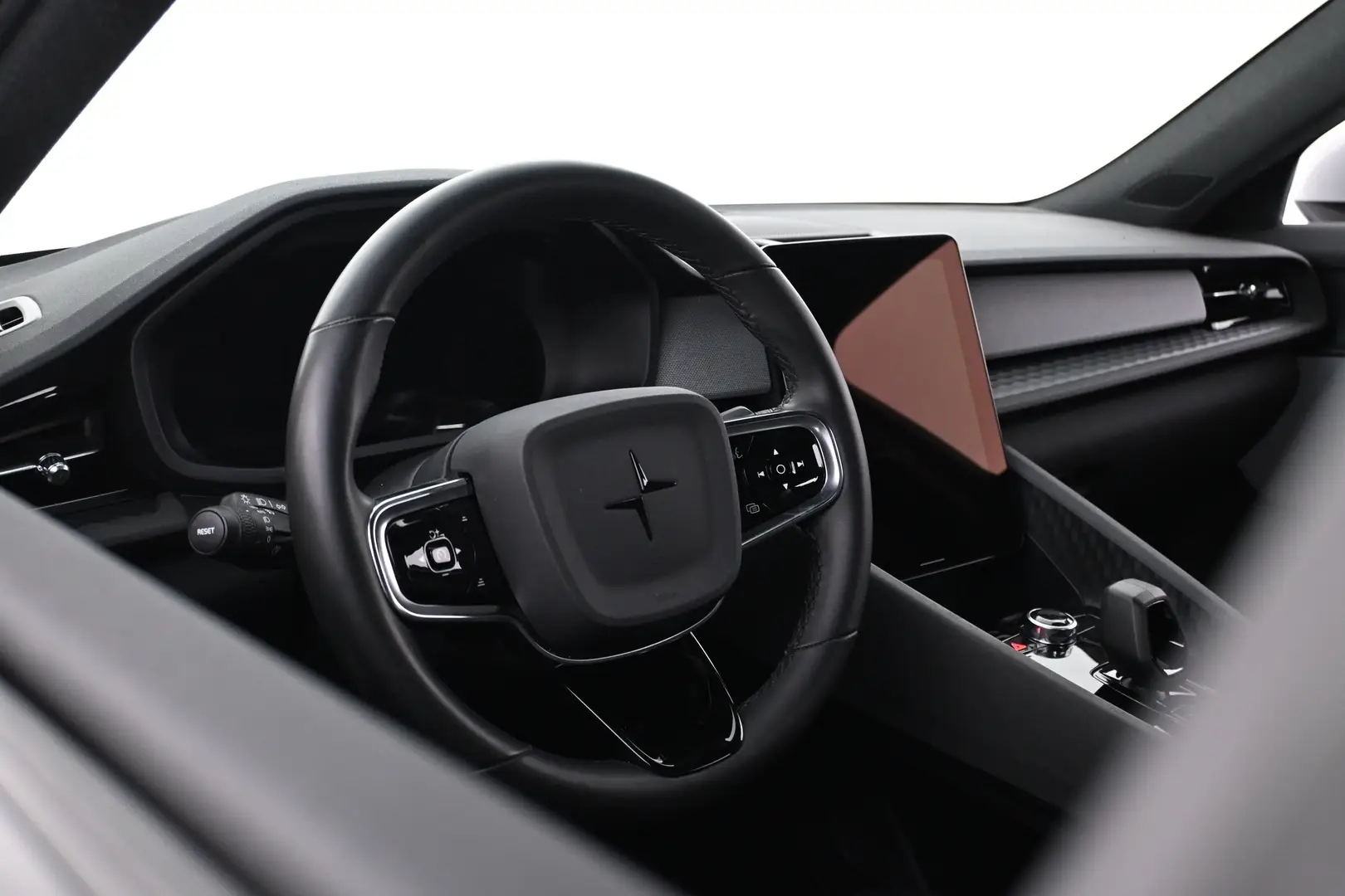 Car Image - 2v2TZ1c5r5FuzvtMuhD16O