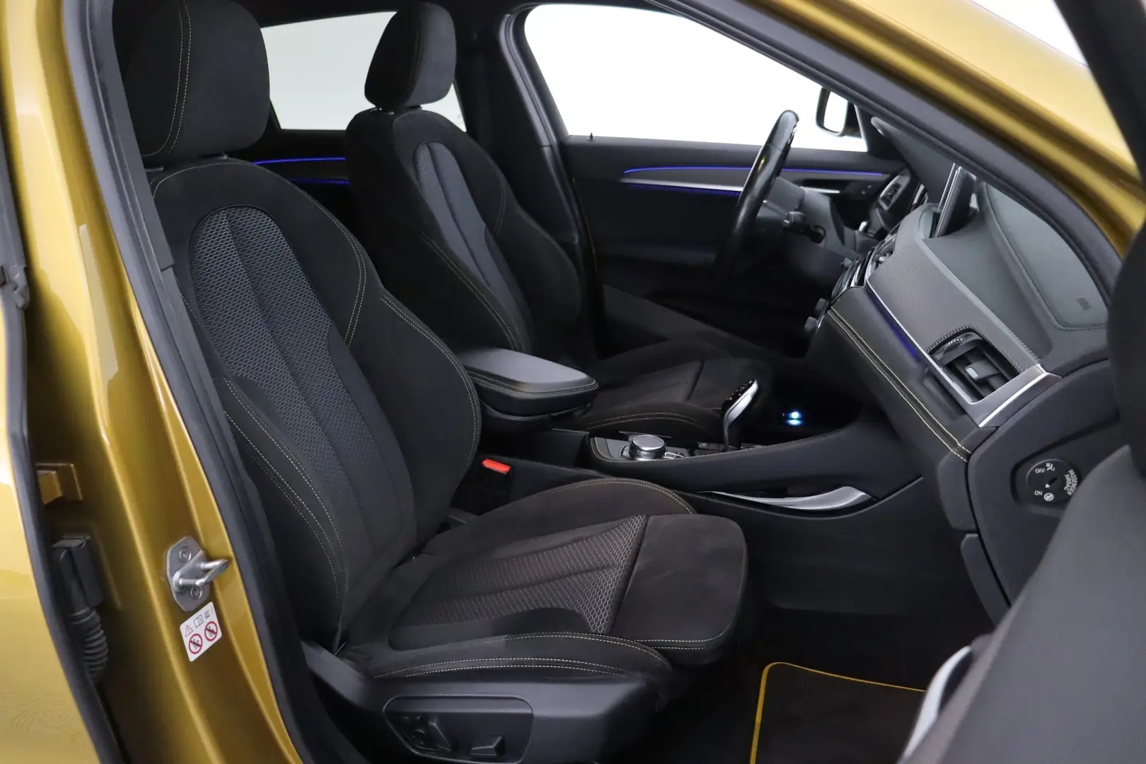 Car Image - 4TRmzcbwrYwiigxY6nJYwb