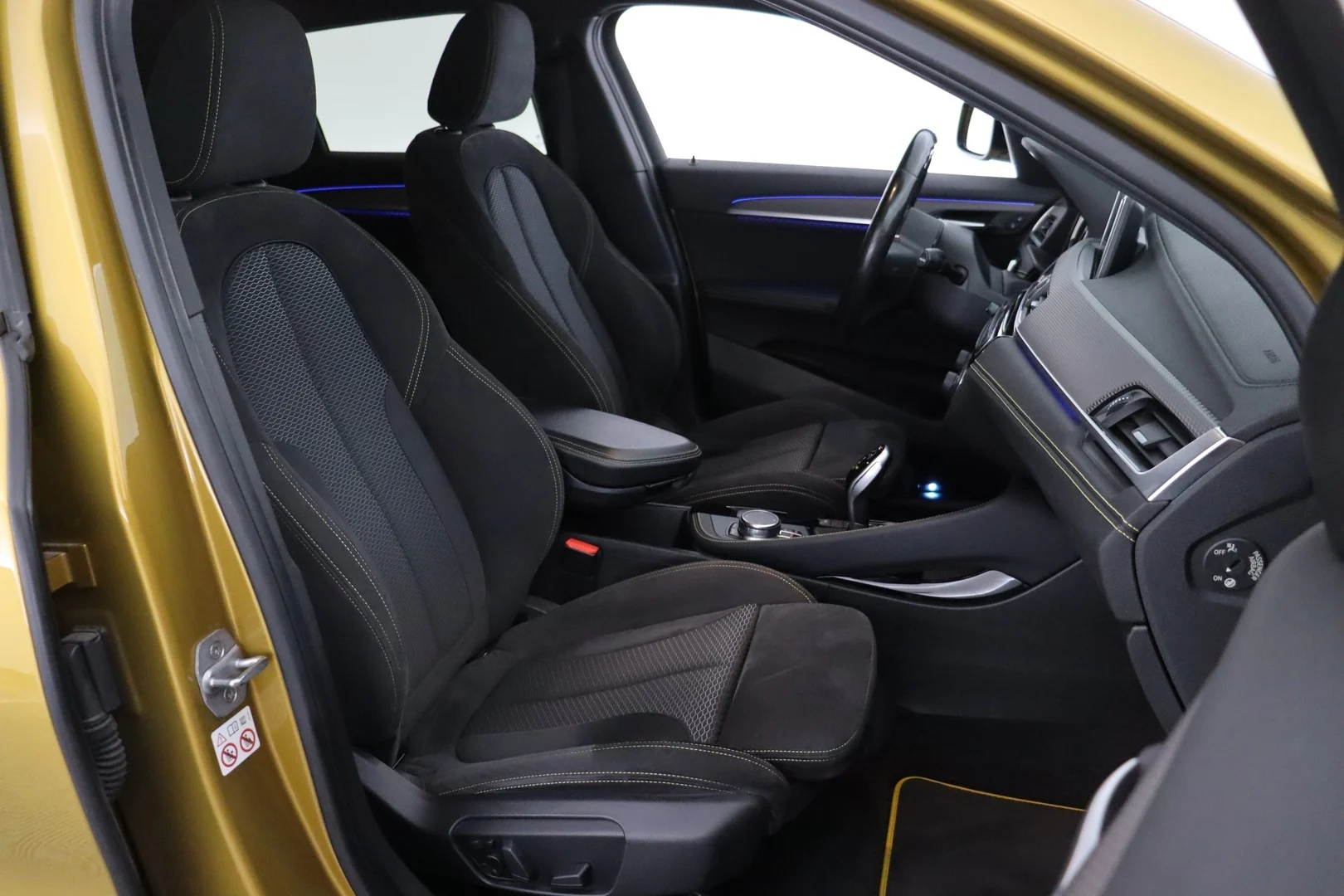 Car Image - 4TRmzcbwrYwiigxY6nJYwb
