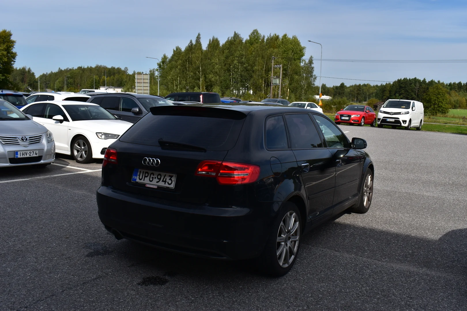 Car Image - SNfa26pDwNm3nUwU1TqpR