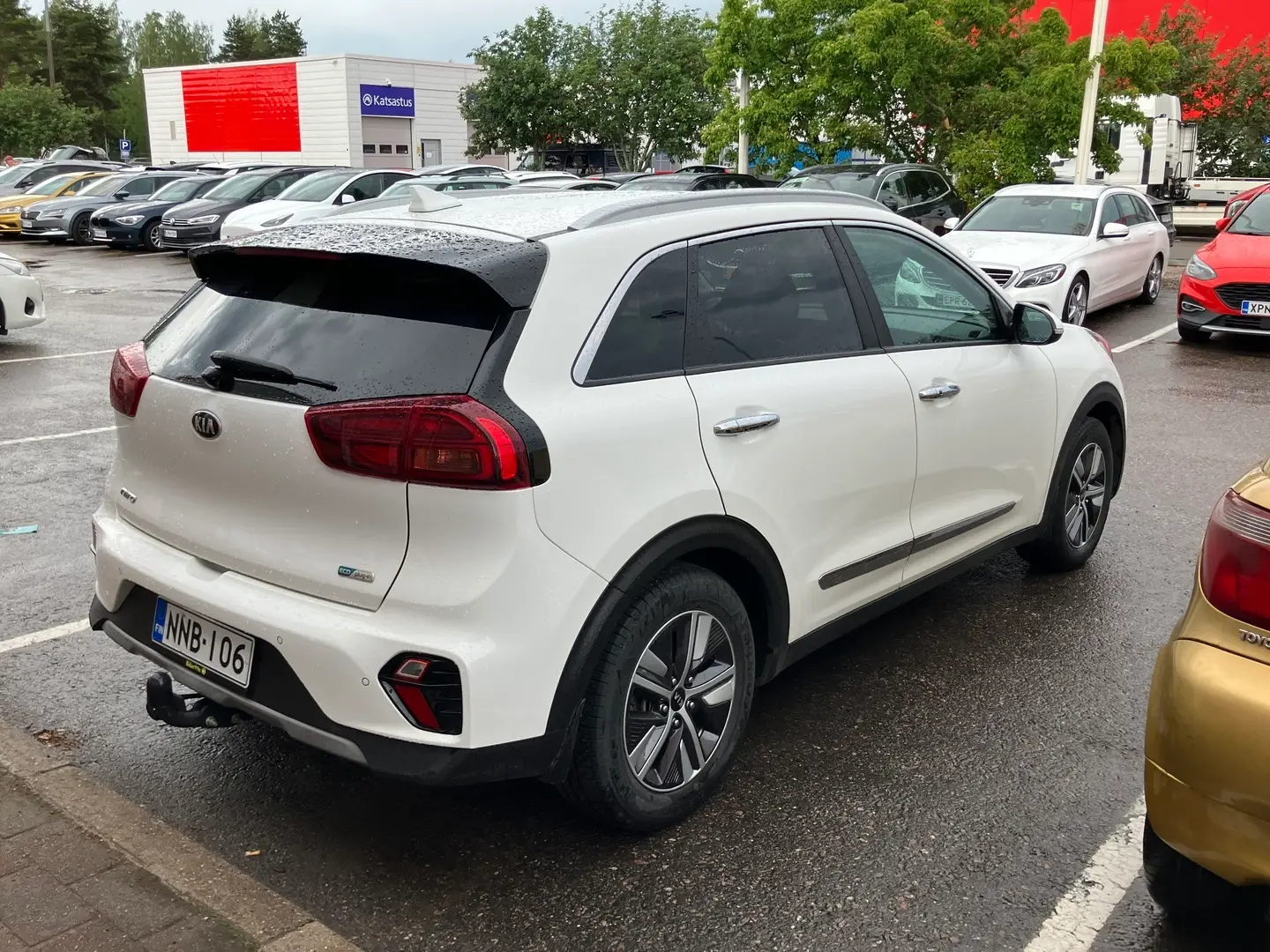Car Image - 297dMTxR90RSwR2TIereyR