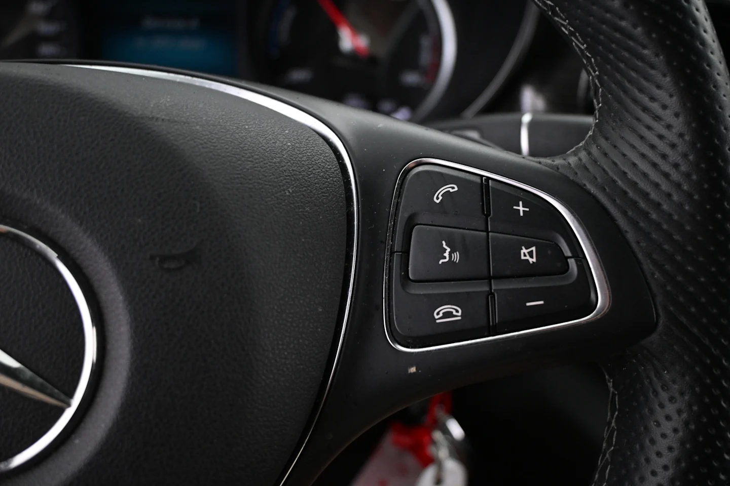 Car Image - 1KVC5KjoAOwUEIVlwmcQZj