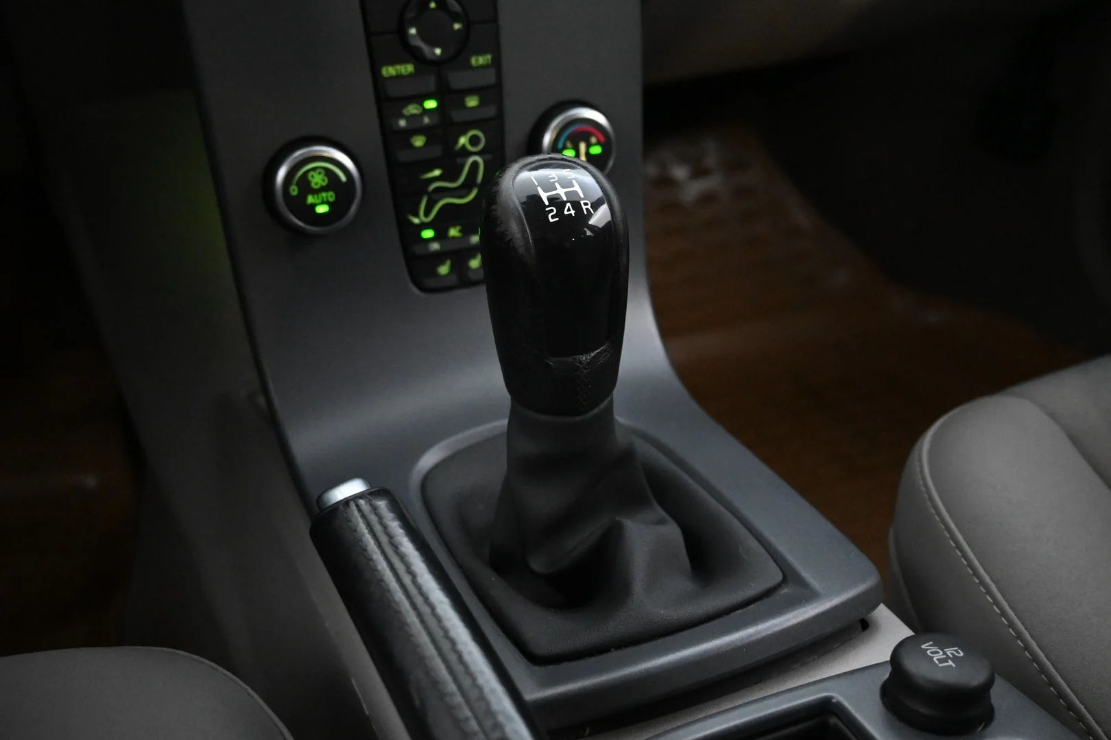 Car Image - D1CMEeuApdhoJDdRX1ZMR