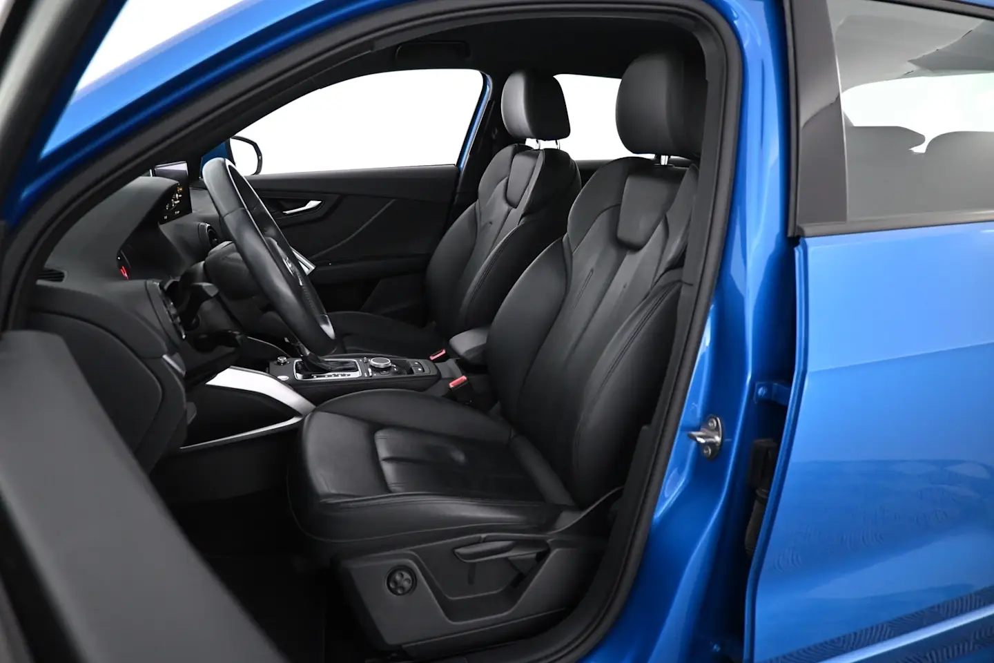 Car Image - 4Yv7eUArAUEkkDwDAaoFrg