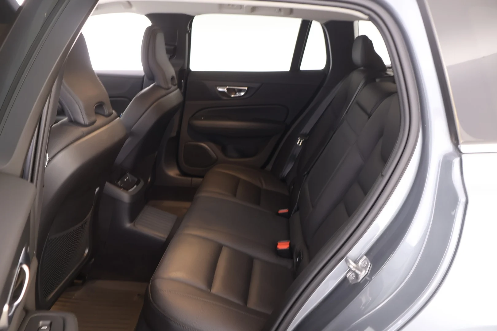 Car Image - pKKvEjCqS0QZJXdau2W5q