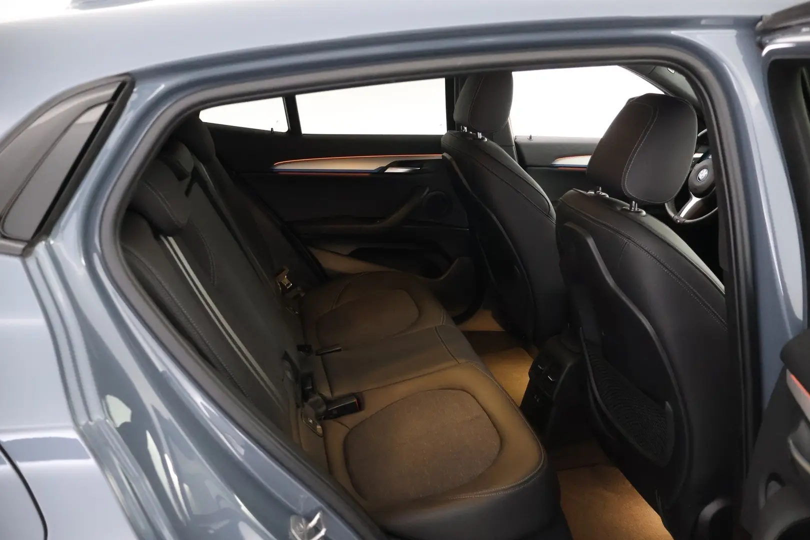 Car Image - 6dHHStFyhSTMvLgzoeQBDR