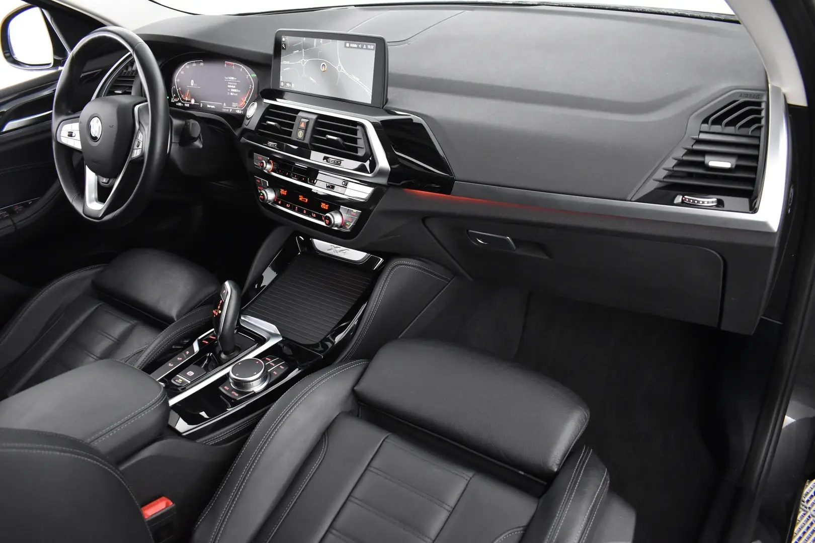 Car Image - 4dNVP0rMG39q8JESkqjCt4