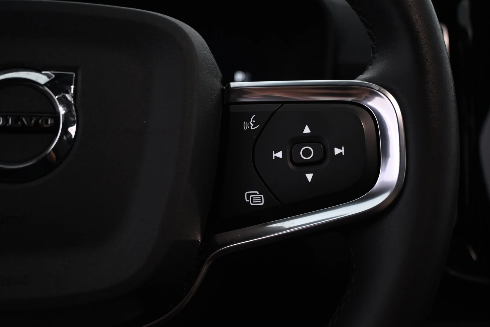 Car Image - 5stahGfvG1hXBwSIOE262o