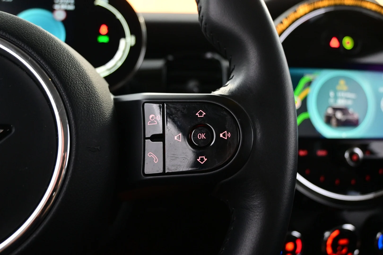 Car Image - 7BVKEyIUESF440Jhe5wQoU