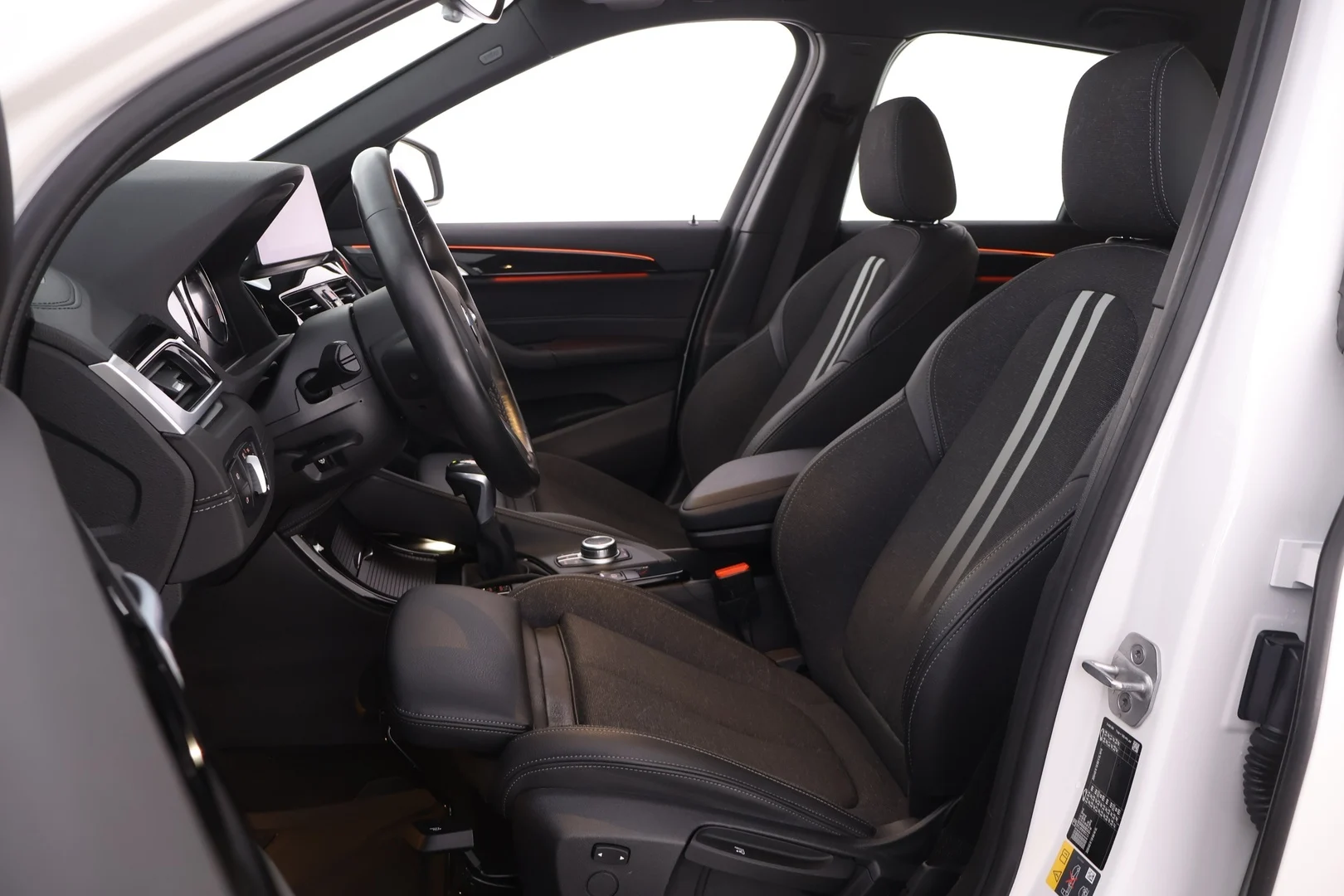 Car Image - 1UIbQaE4dLq00DDZ85Uvum