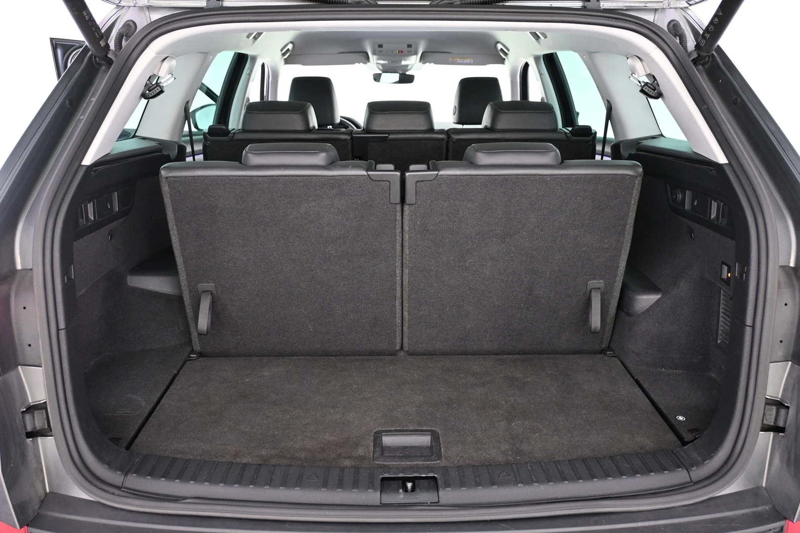 Car Image - 6RF4fCEvkqcFk2j6rrs0E1