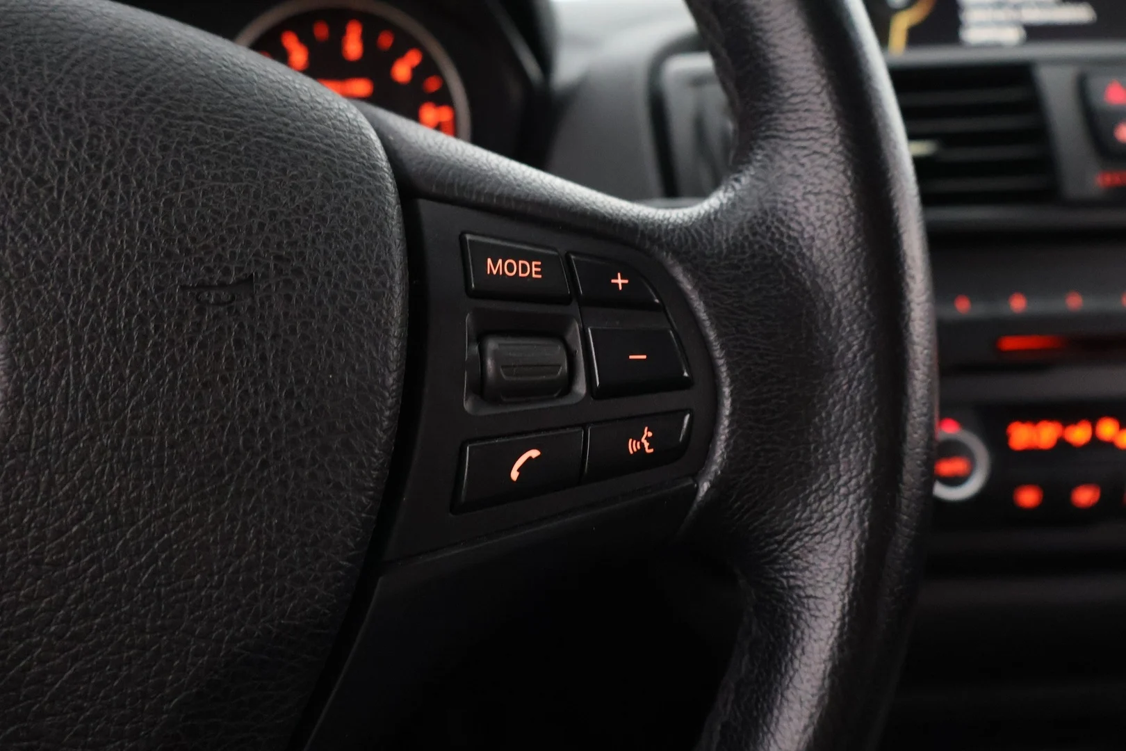 Car Image - 26vWwHw90rngJqrLA9PjLT