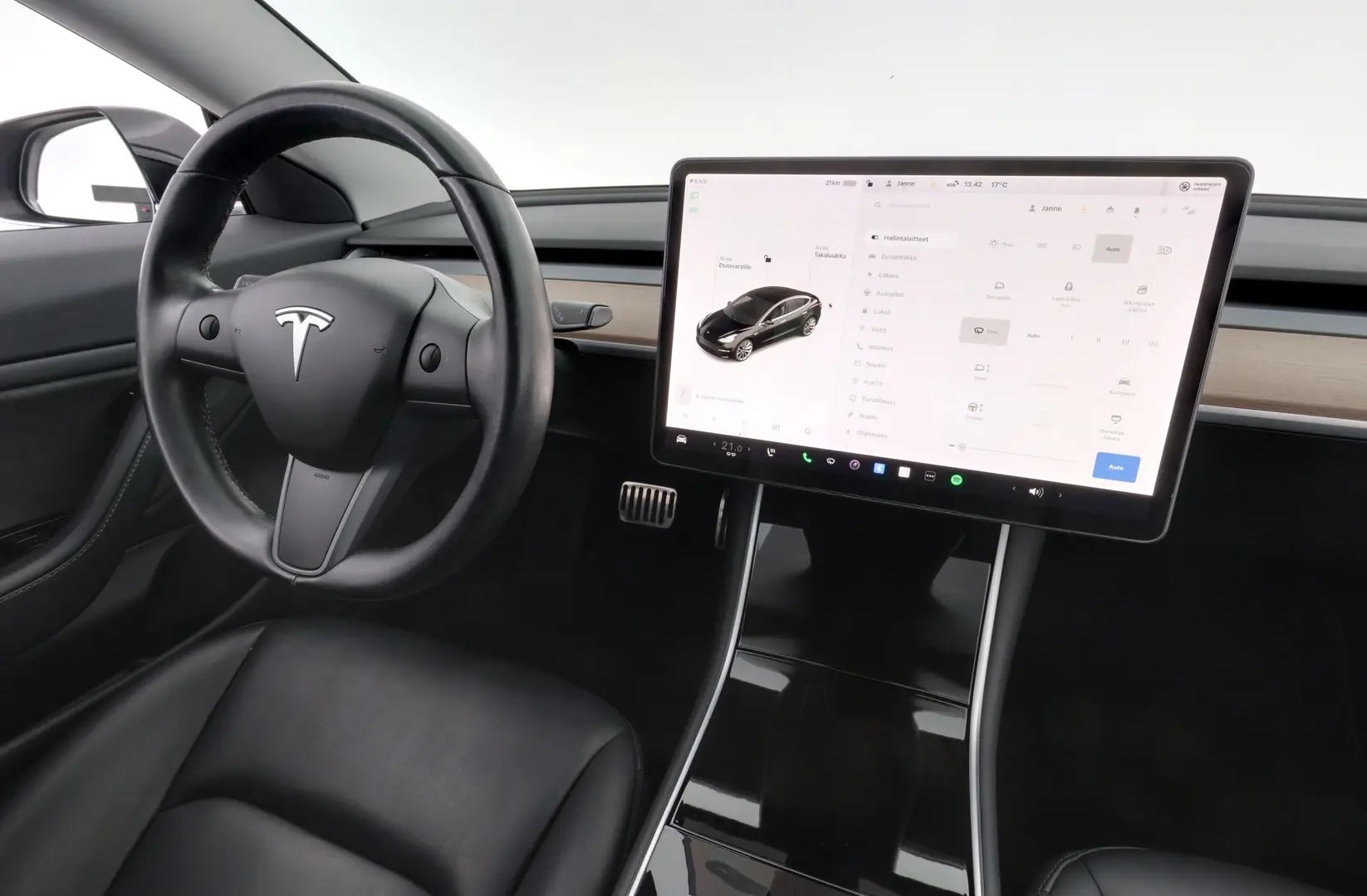 Car Image - 6SIk2AyOgz5TMn4TlzqmCj