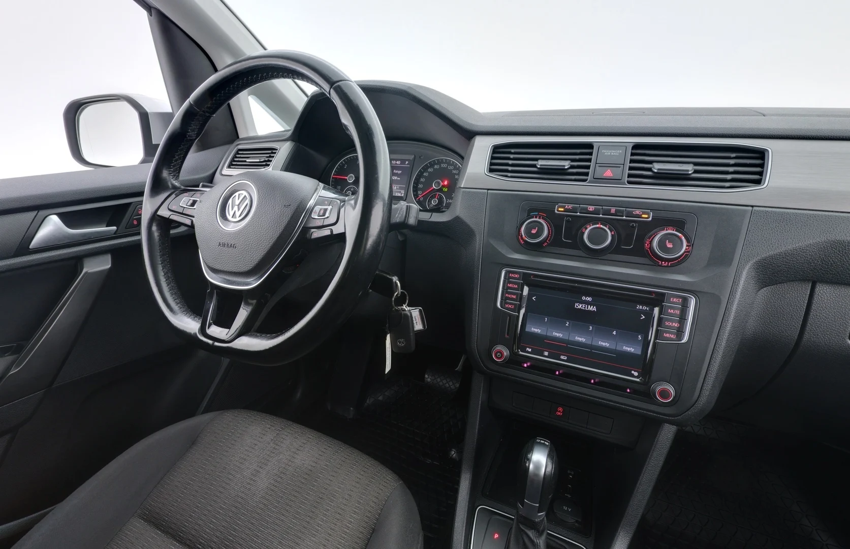 Car Image - 6CE707vTjlWGVnspzBL2XB