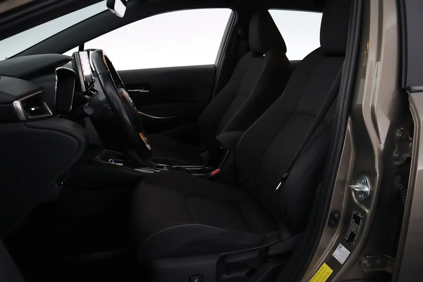 Car Image - kVMjJlJZITkHAUBGM6Hdf