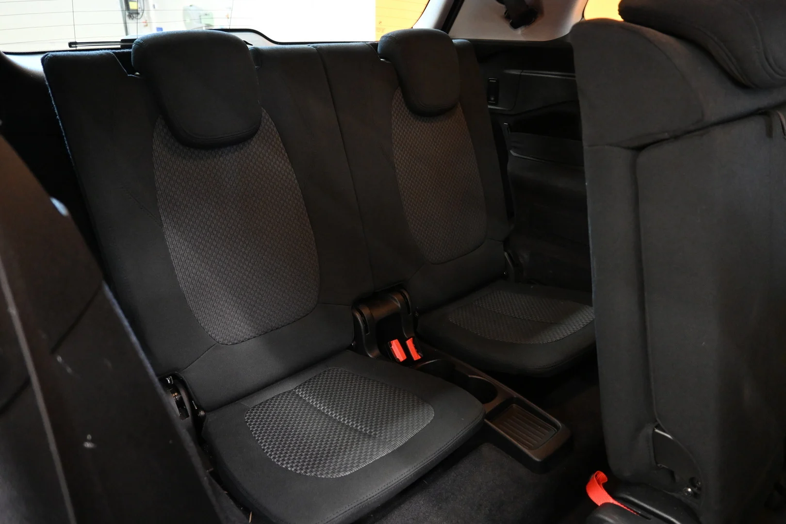 Car Image - 4eNhXNUVtVThljPSn8YYhV