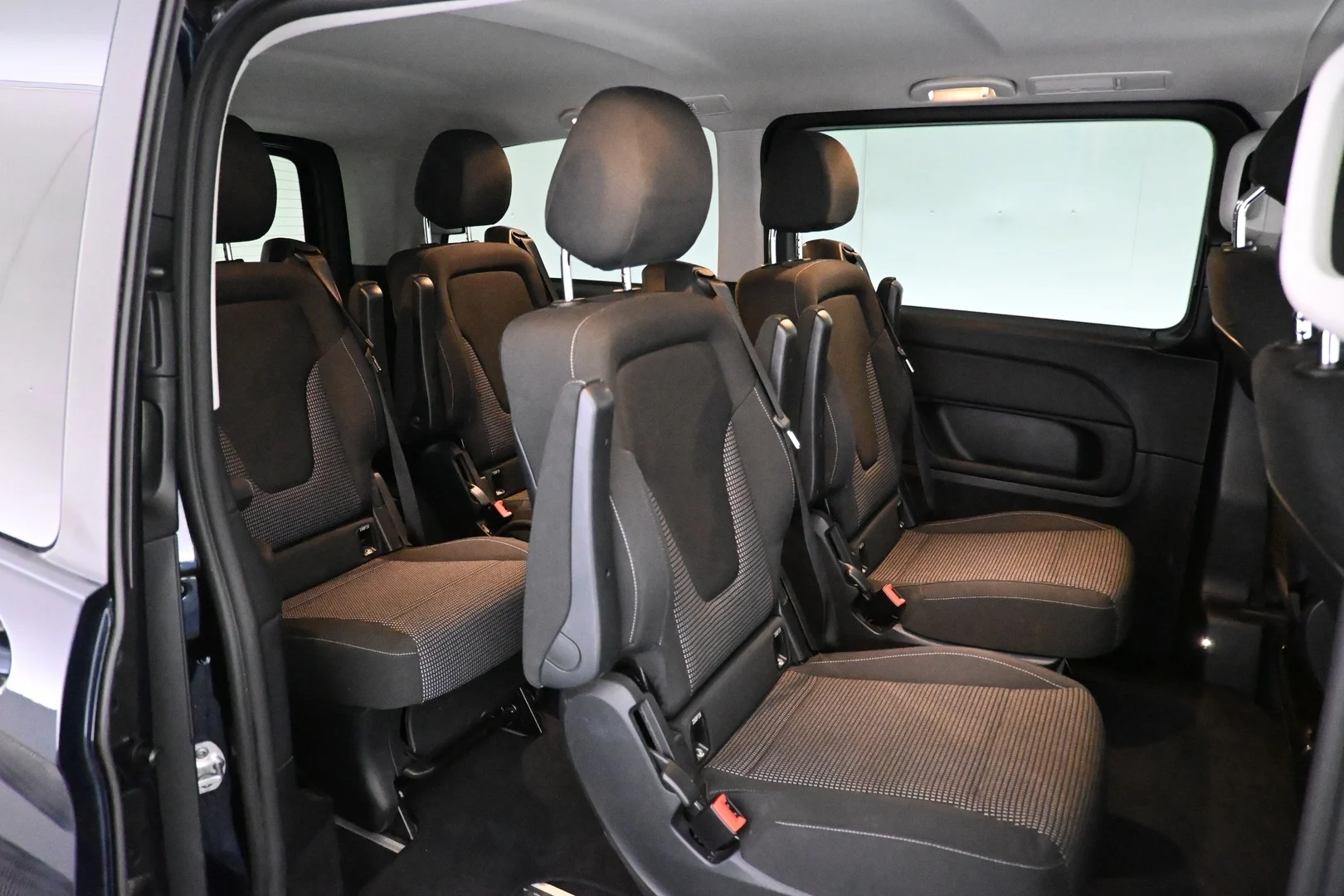 Car Image - 2L4mqmyk0lse24AbFJ6OkY