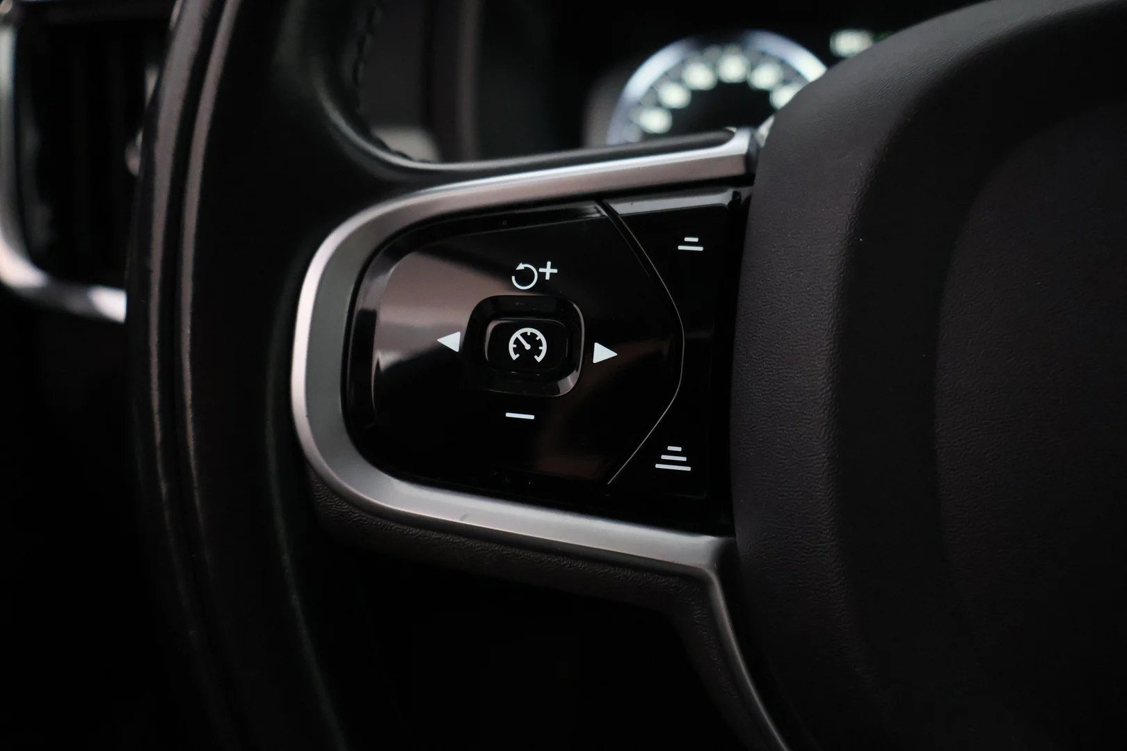 Car Image - 6VsSSDJzZEO7jnM917b9bj