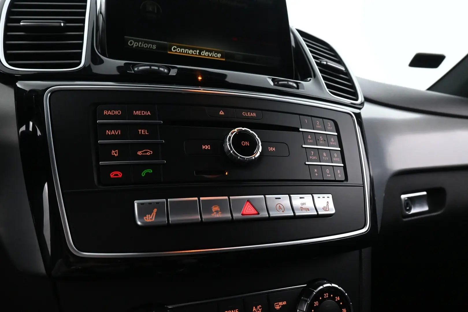 Car Image - R0DWI4NTKjW7Dgb7DUhPV