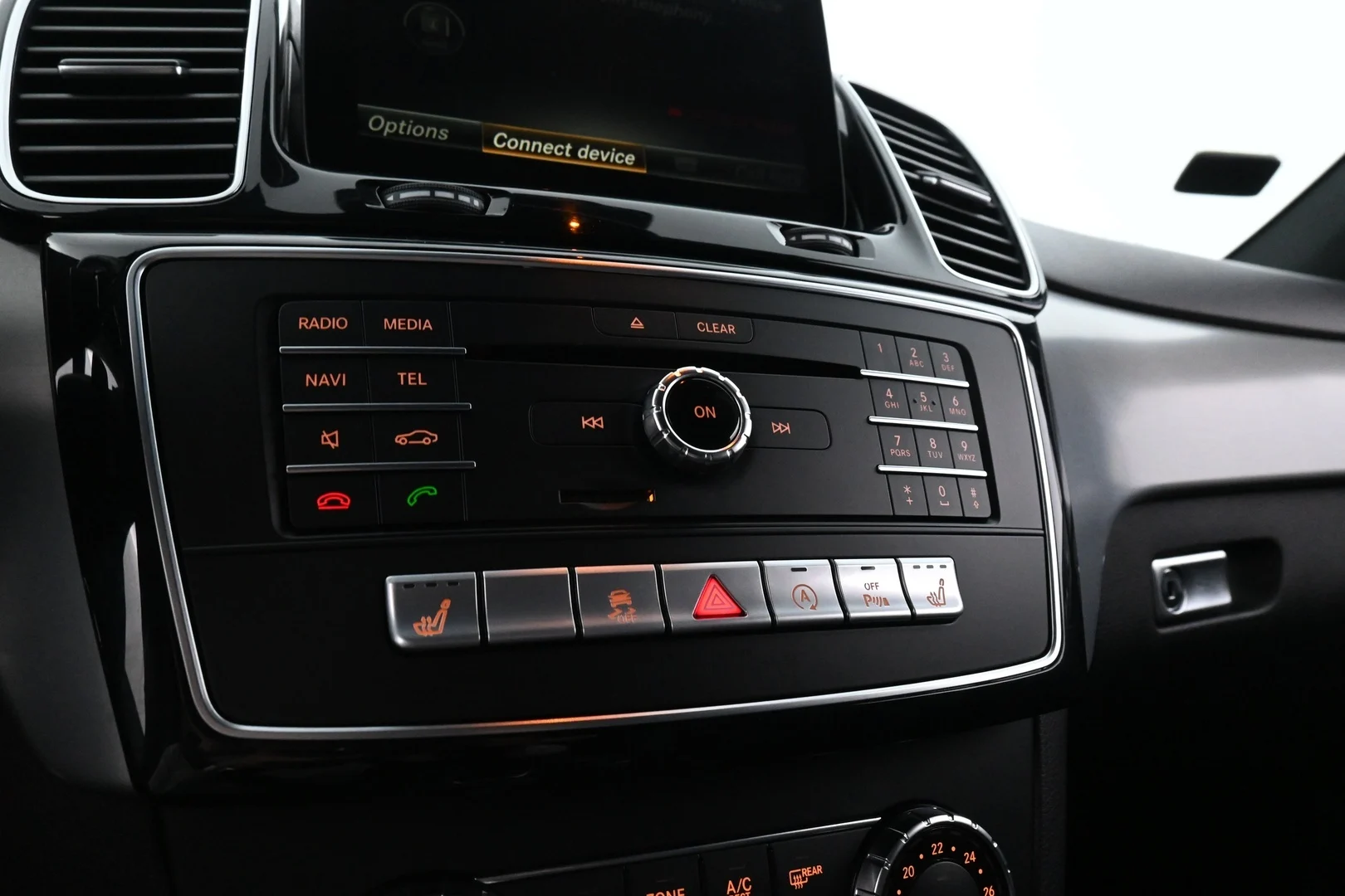 Car Image - R0DWI4NTKjW7Dgb7DUhPV