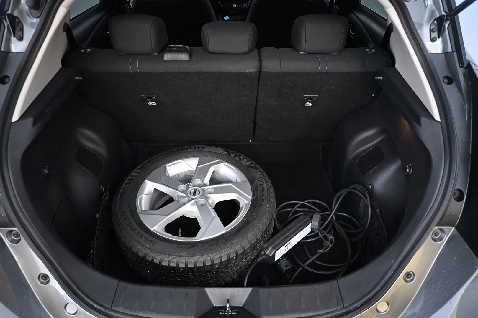 Car Image - PRxBP27oF4mOmyERmVoEy