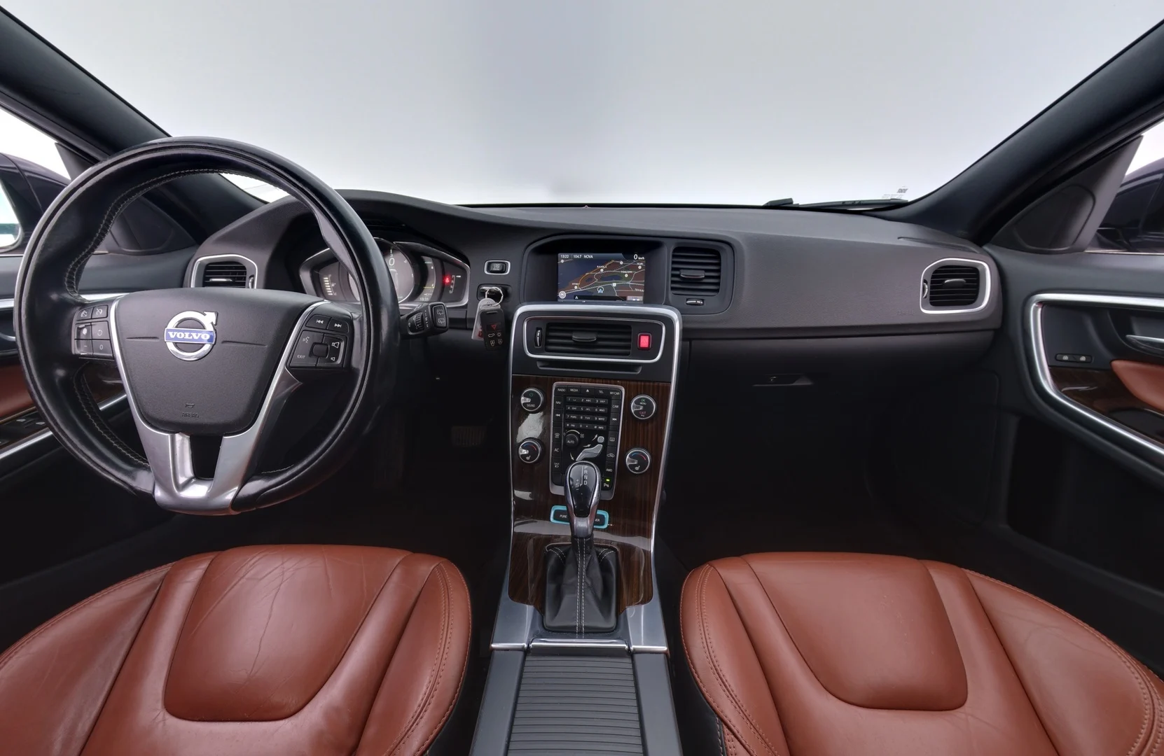 Car Image - 7uHthGtySFWjzgeGJTLOfK
