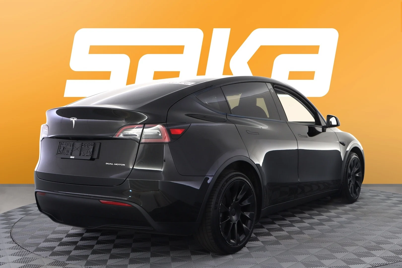 Car Image - 1K6iEt1hJ2yalVoGAo0Xrg